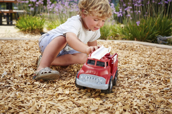 Green Toys Πυροσβεστικό Φορτηγό - Image 3