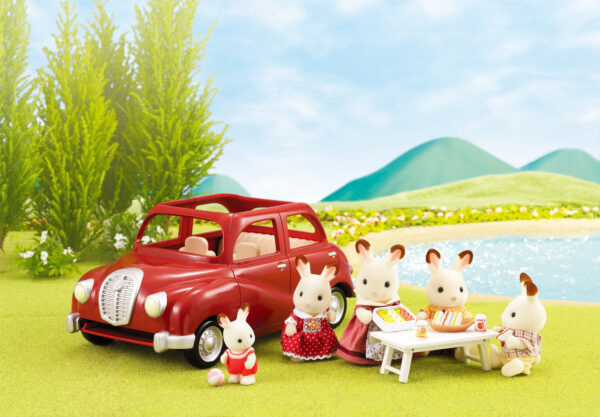 Sylvanian Families: Οικογενειακό Αυτοκίνητο με Εξοπλισμό για Πικ-νικ - Image 3